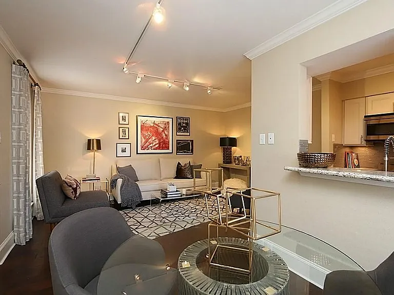 3402 Garrott St #7 — Photo 6