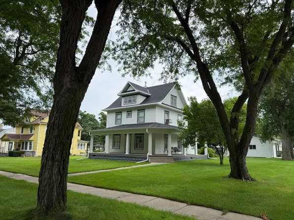 512 S Maltby Ave, Sutton, NE 68979