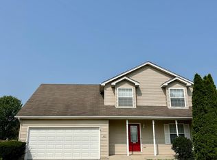 1403 Green Trails Dr, Plainfield, IL 60586