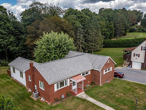 2nd image of 888 Leisure Ave