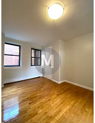 Rented by Kaden Realty | media 8