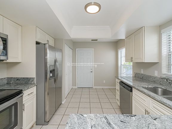 3rd image of 9038 Dixiana Villa Cir