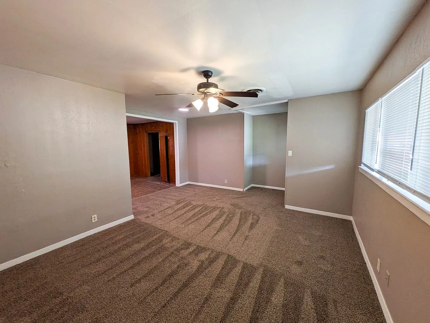 3265 East Drive, Groves, TX 77619 — Photo 3
