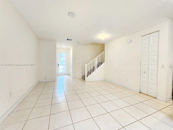 4th image of 15831 NW 91st Ct