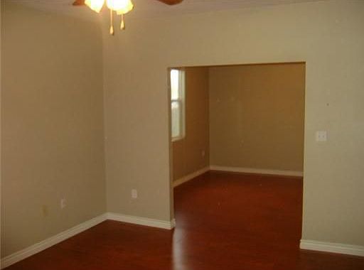 4th image of 5165 Lafaye St
