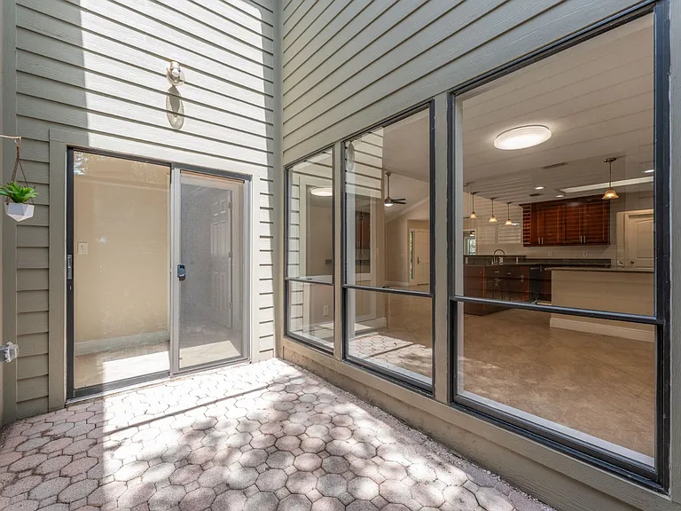 13721 Lazy Oak Dr — Photo 25
