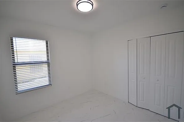 2132 Barker Blvd — Photo 12