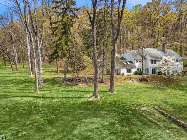 50 Hidden Valley Rd, Far Hills Boro, NJ 07931