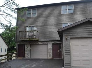 20 Silver Creek Dr, Morgantown, WV 26505