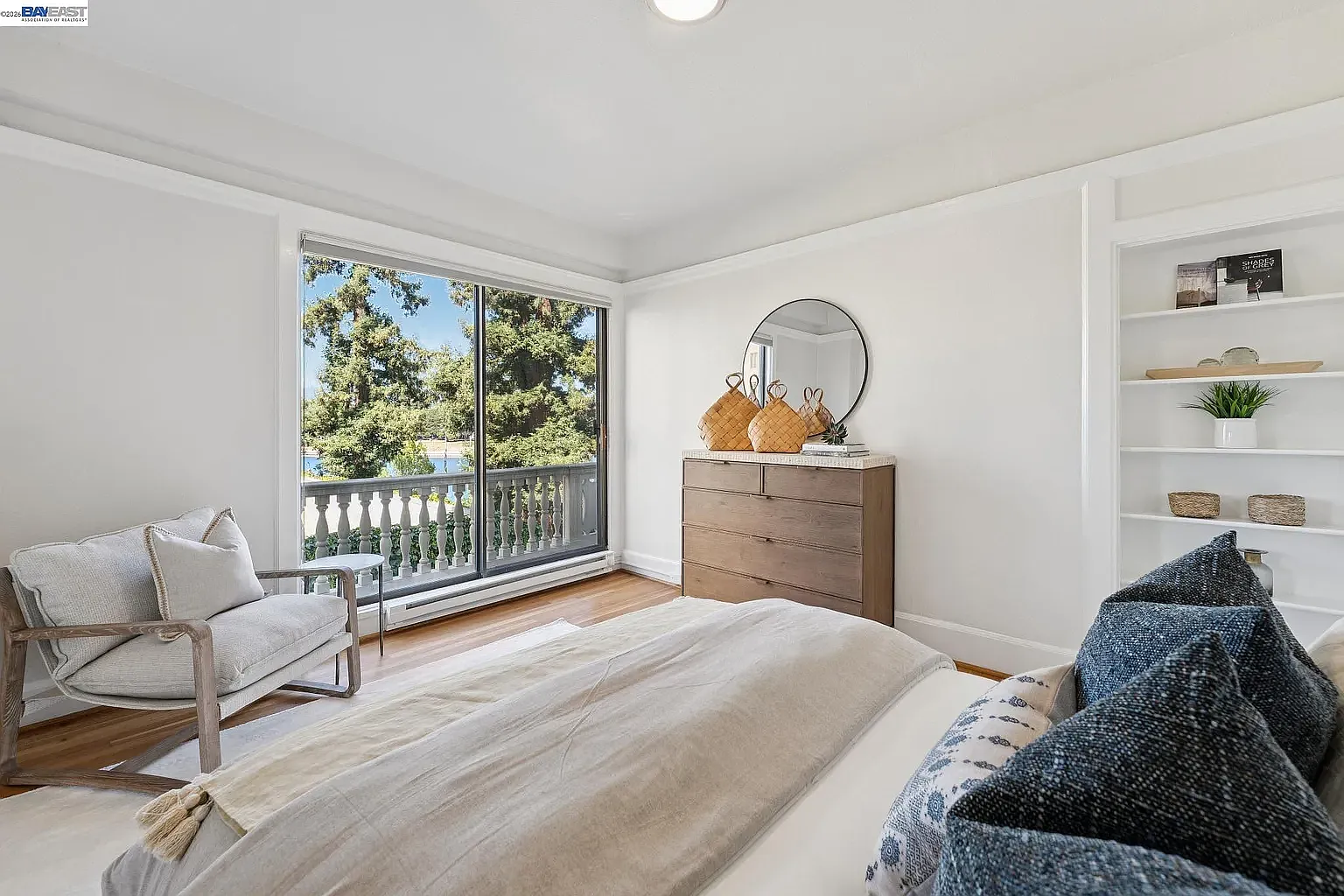 2 bed, 1526 sqft, $5,350 — Photo 4
