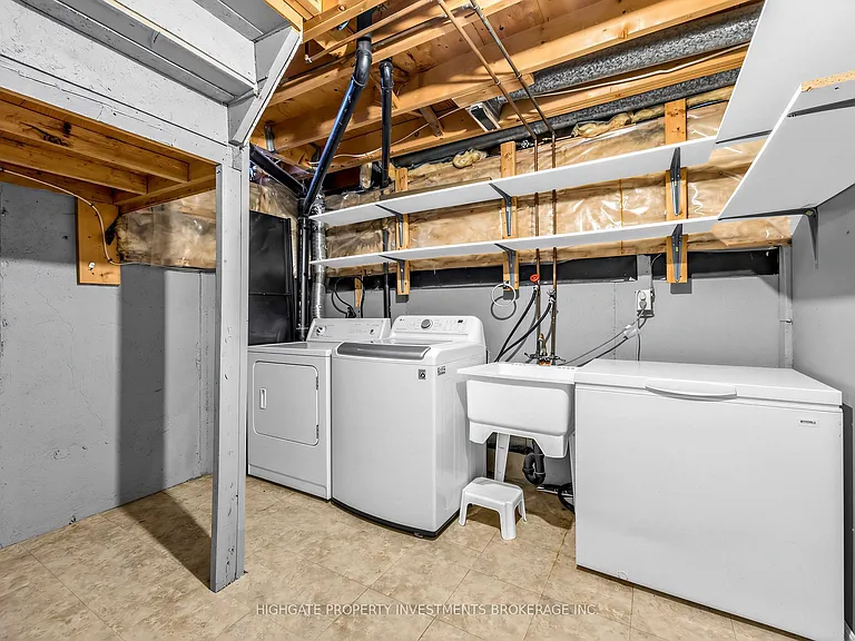 739 Edgewood Rd — Photo 24