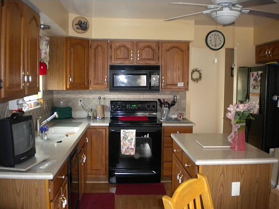 5th image of 8377 Woodcreek Dr