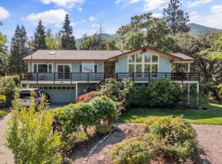 585 Nyla Ln, Ashland, OR 97520