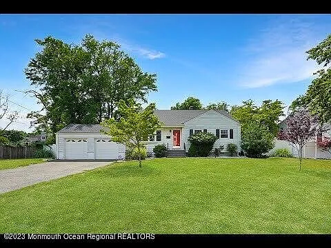 3 bed, 1.5 bath, 1622 sqft, $2,400 — Photo 2