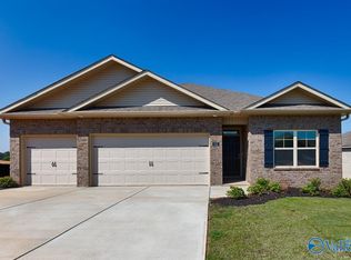 113 Settlement Dr, Huntsville, AL 35810