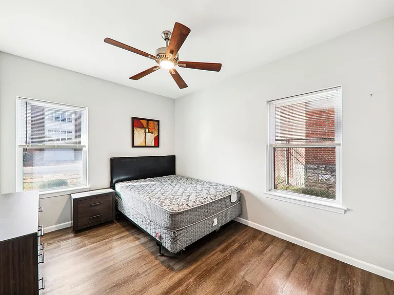Ava Apartments — Photo 9