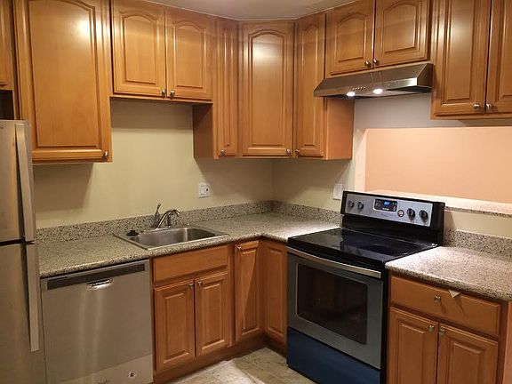 4th image of 1134 Edsel Dr APT 4