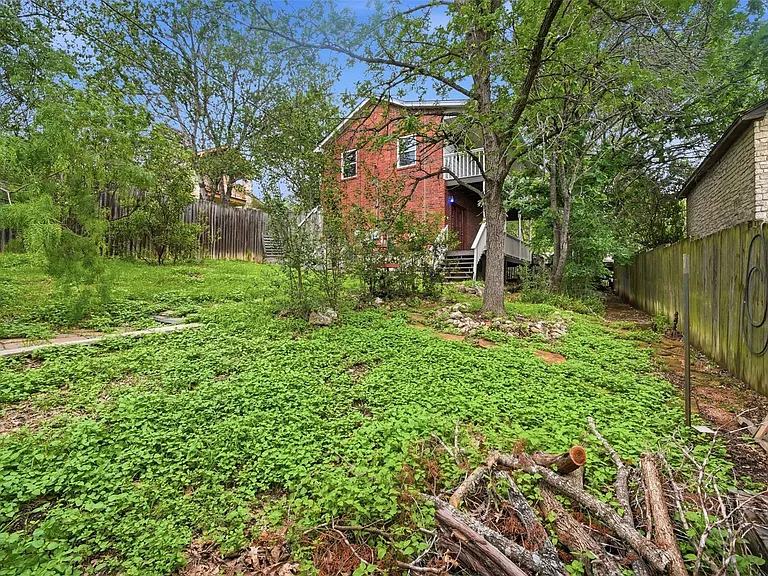 1104 Franklin Dr — Photo 28