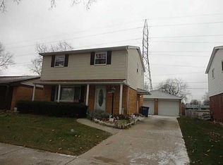 817 Regina Pkwy, Toledo, OH 43612
