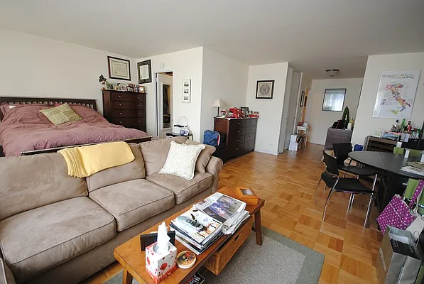 Rented by Bold New York | media 15