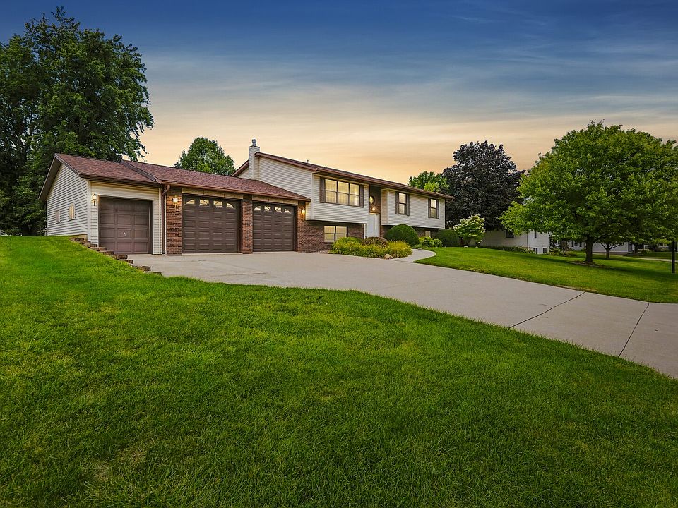 1st image of 851 Mockingbird Ct