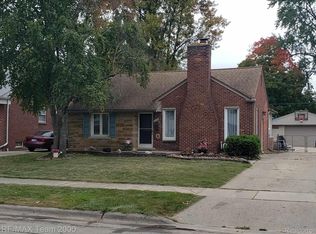1838 N Vernon St, Dearborn, MI 48128