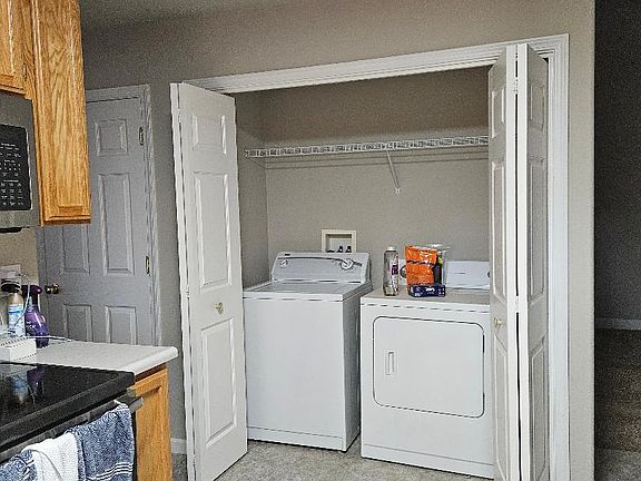 Laundry/Kitchen