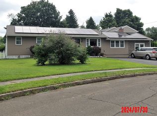 71 Blakeslee Rd, Wallingford, CT 06492