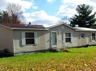 47 Hawley St, Quincy, MI 49082