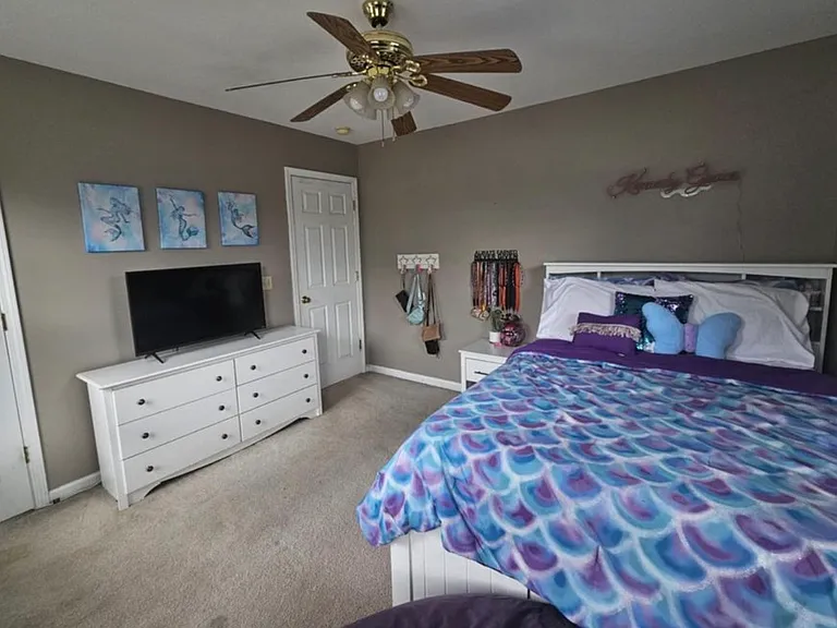 113 Lakeside Dr — Photo 5