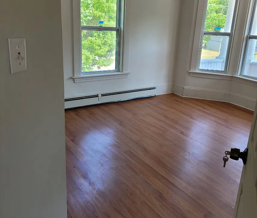 55 Spruce St #3