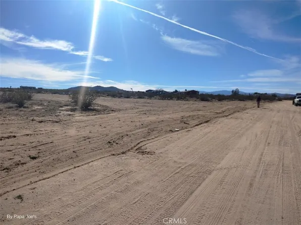 60649 Stagemans Rd Lot 29, Landers, CA 92285