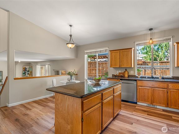 4th image of 15906 SE 255th Street