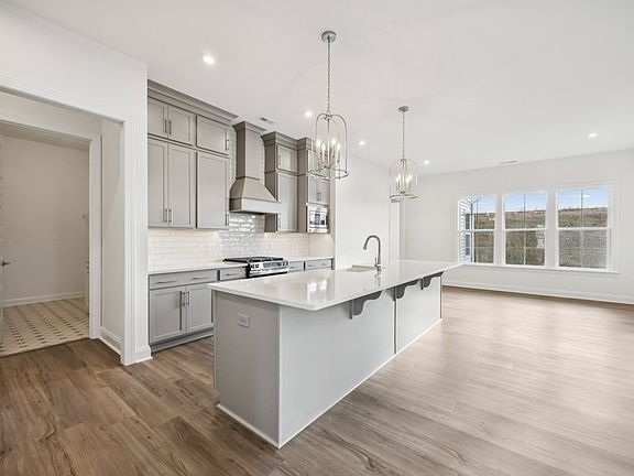 002 HHHunt Homes Haven Kitchen