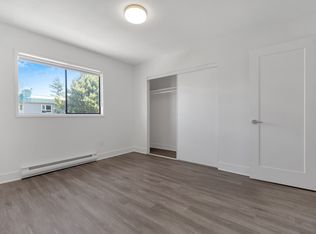 2533 Dowler Pl #306, Victoria, BC V8T 4H7