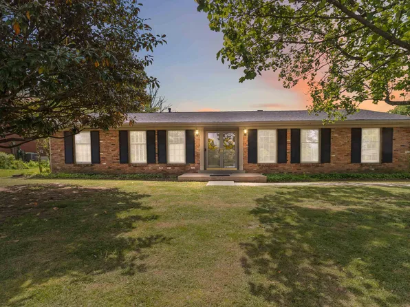 3324 Cornwall Dr, Lexington, KY 40503