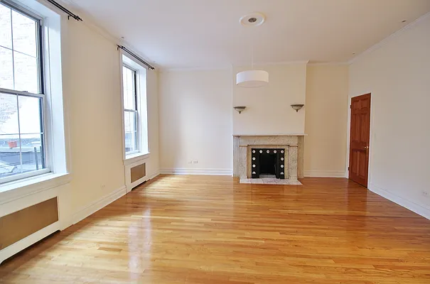 Rented by Julianna Realty Corp | media 29