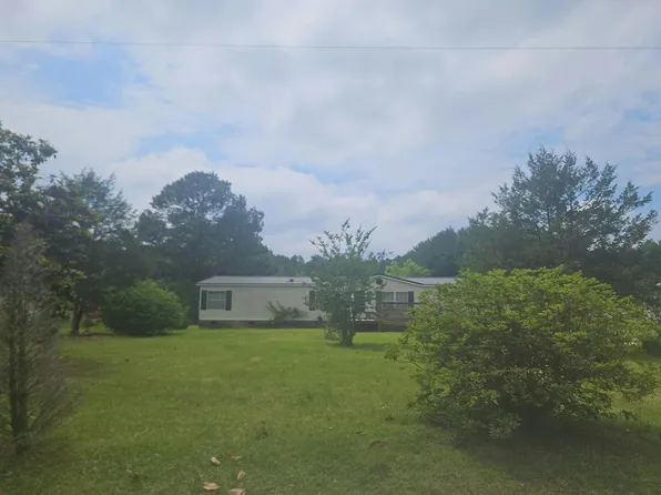 15404 Twisted Hickory Rd, Bladenboro, NC 28320