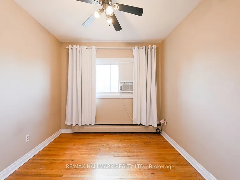 2844 Danforth Ave #2 — Photo 13