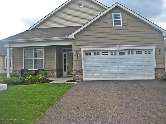 3rd image of 42 Eagle Ridge Cir