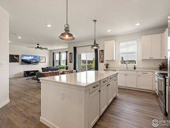 4th image of 6238 Waterclover St