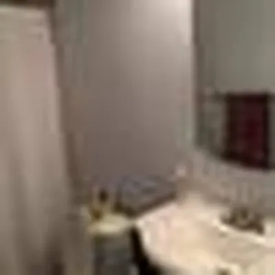 Rented by Roz Khan, LREB | media 7