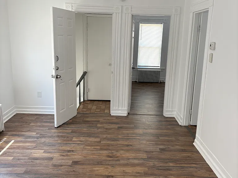287 Lloyd St #2 — Photo 3