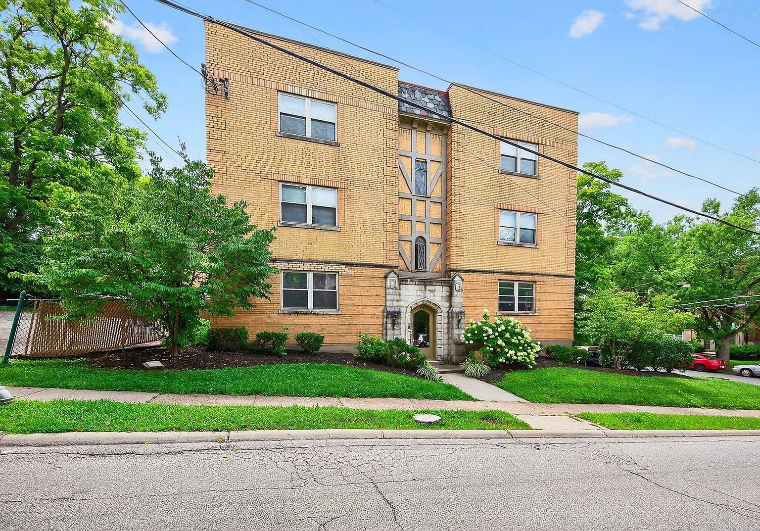 1 bed, 1.0 bath, $1,150 — Photo 1