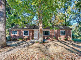 140 S Randolph Ave, Asheboro, NC 27203
