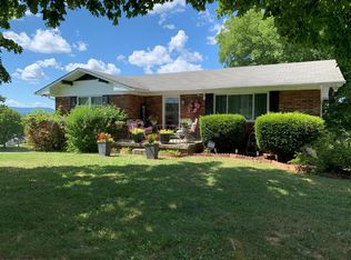 3212 NE Blue Springs Rd, Strawberry Plains, TN 37871