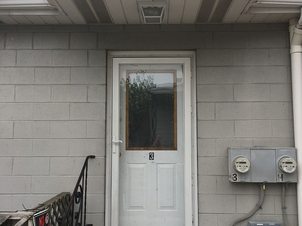 1st image of 1926 W 5th St APT 3