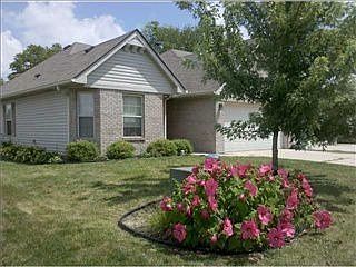 1st image of 820 Ashton Parke Dr