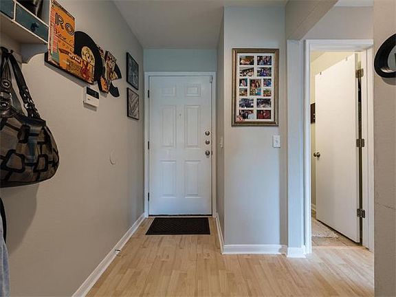 2nd image of 108 Wisteria Dr
