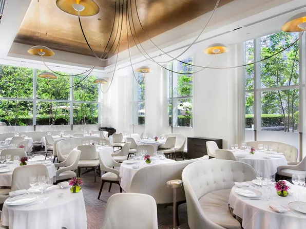 1 Central Park West image 16 of 23